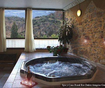 Spa Y Casa Rural Rio Dulce Aragosa Bagian luar foto