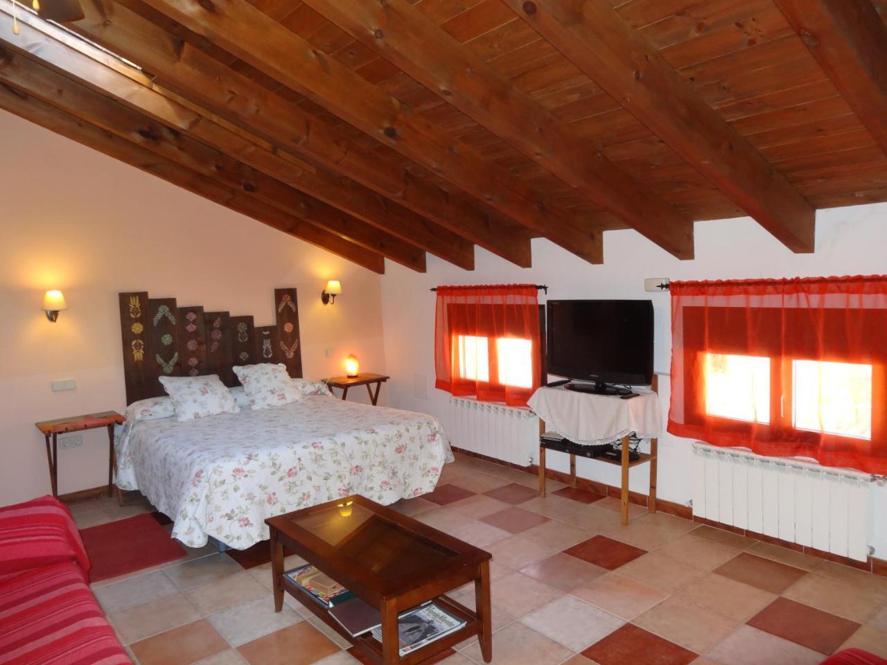 Spa Y Casa Rural Rio Dulce Aragosa Bagian luar foto